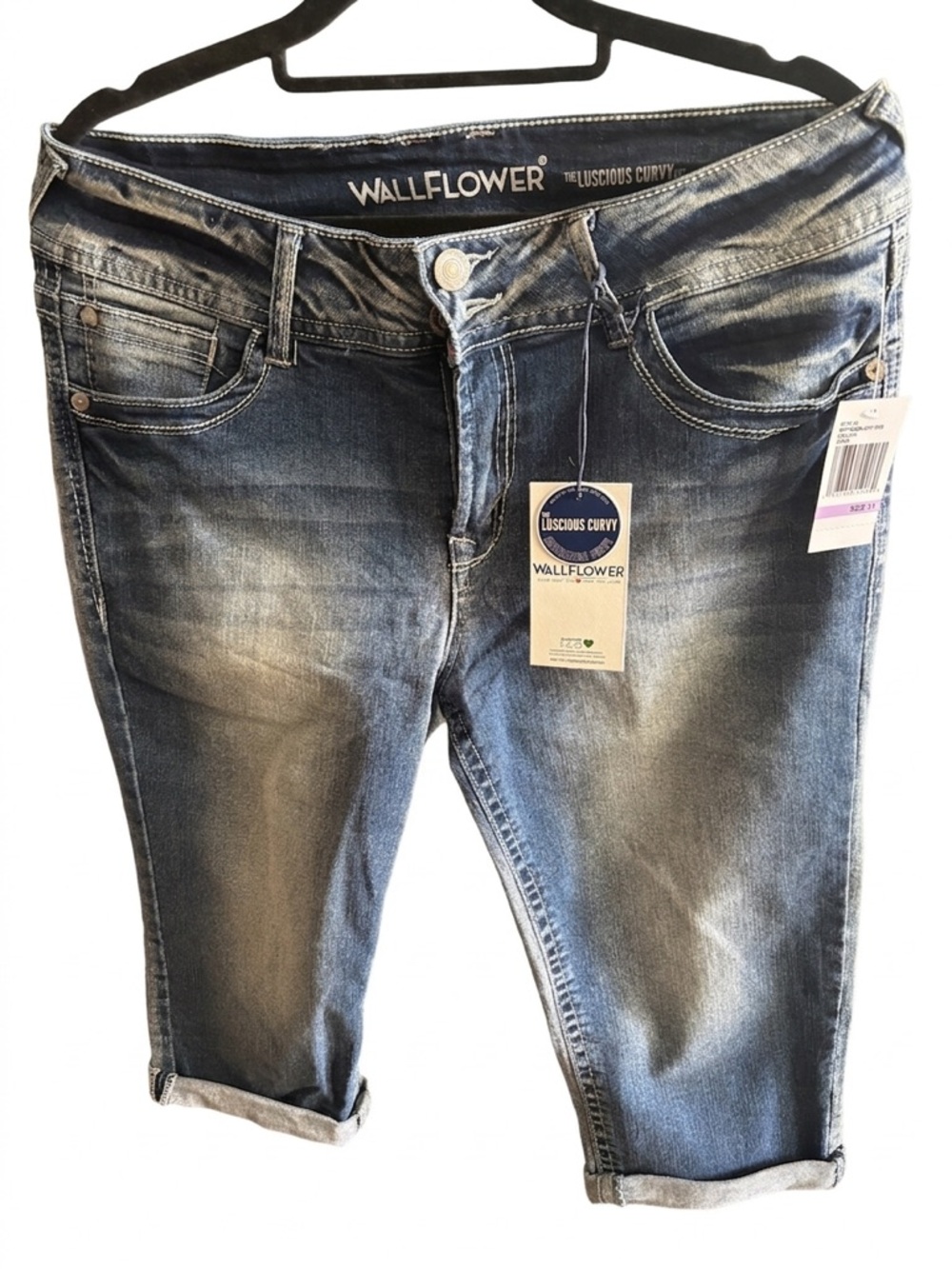 Wallflower Luscious Curvy Cropped Jeans - Medium Blue Wash